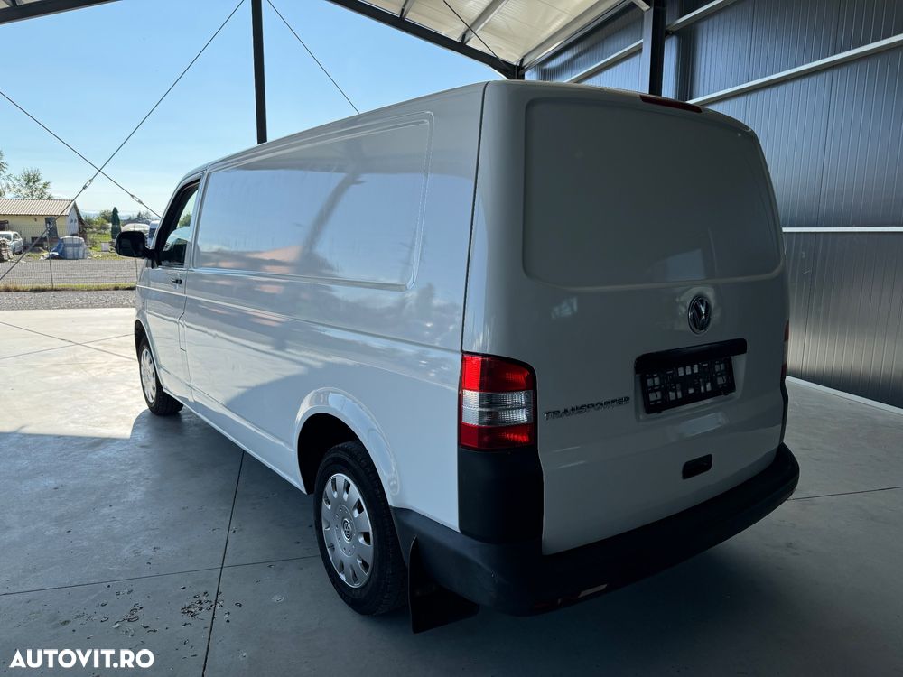 Volkswagen Transporter T5 - 4