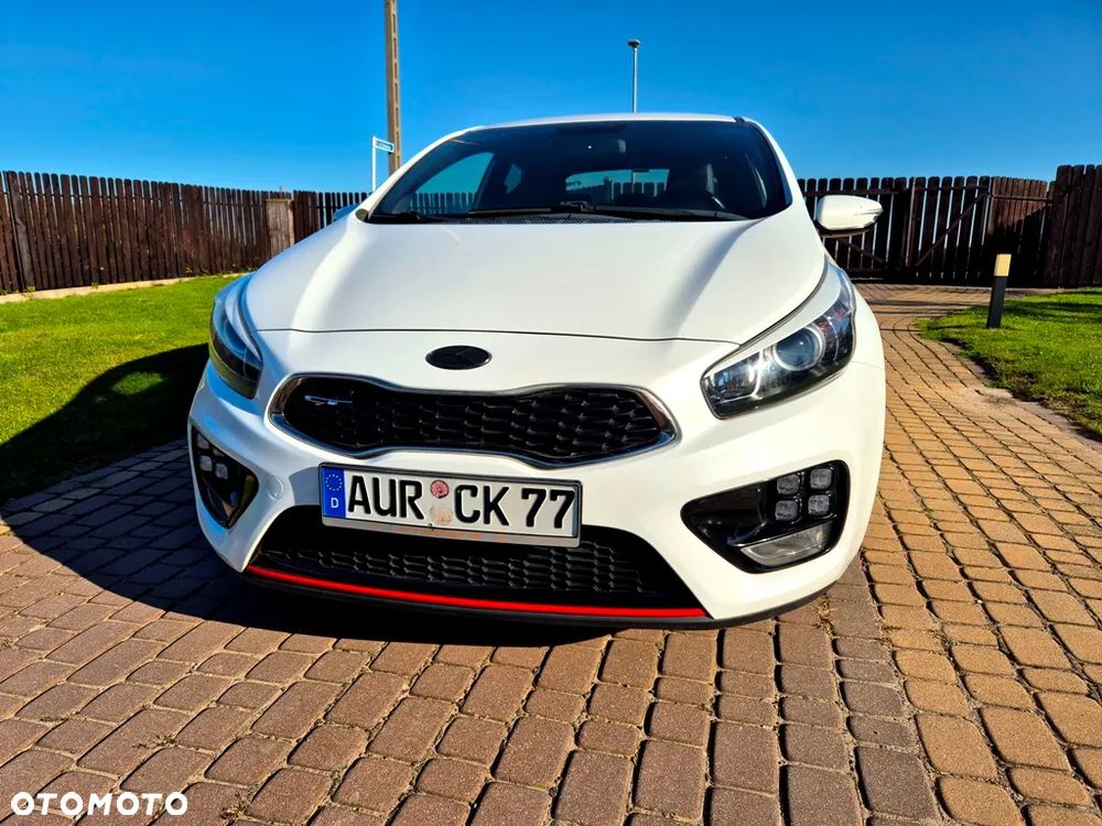 Kia ProCeed - 1