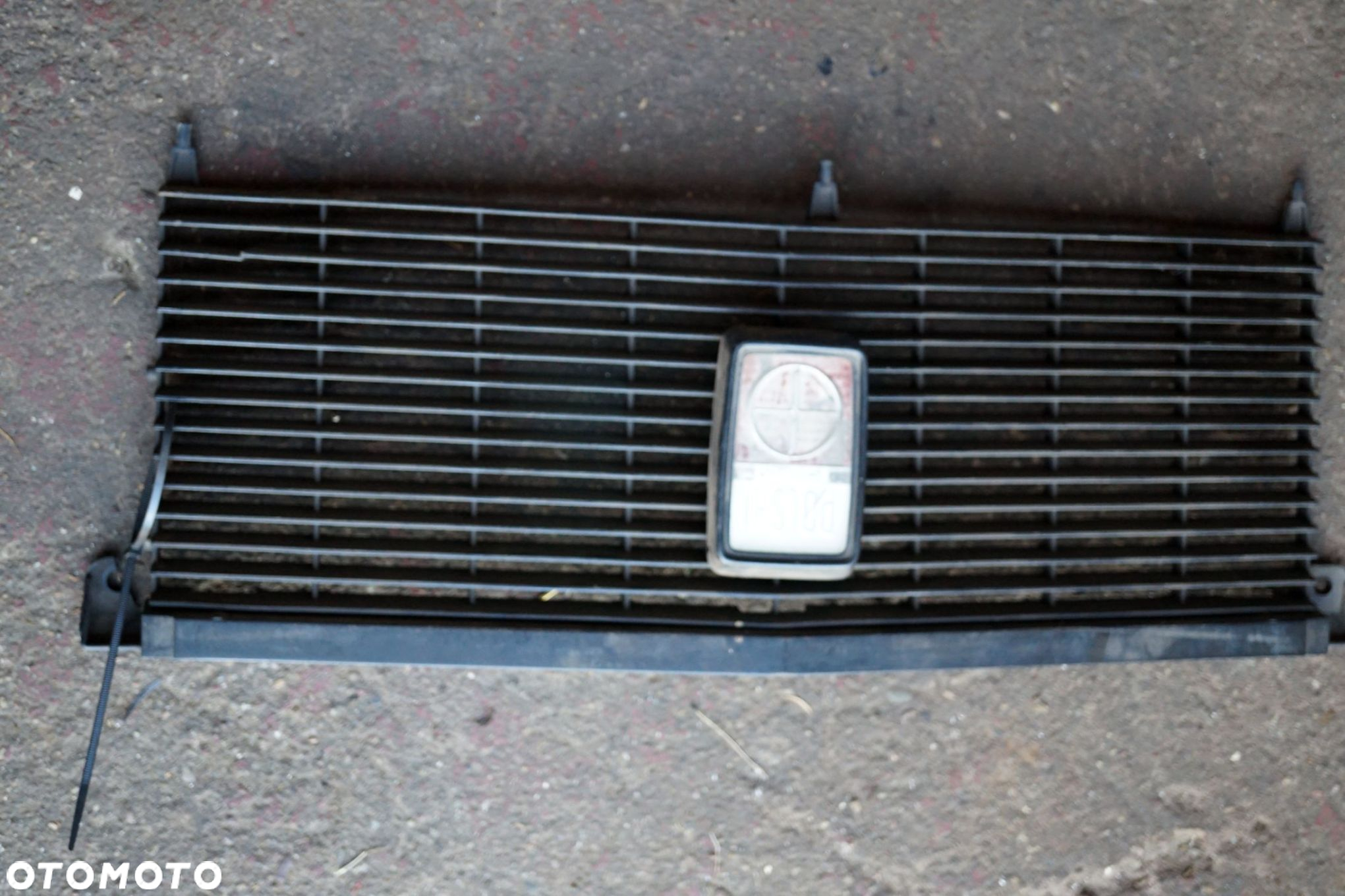 GRILL PRZEDNI ATRAPA CHŁODNICY 125P MR83 POLSKI FIAT  FSO 1983-1991 - 3