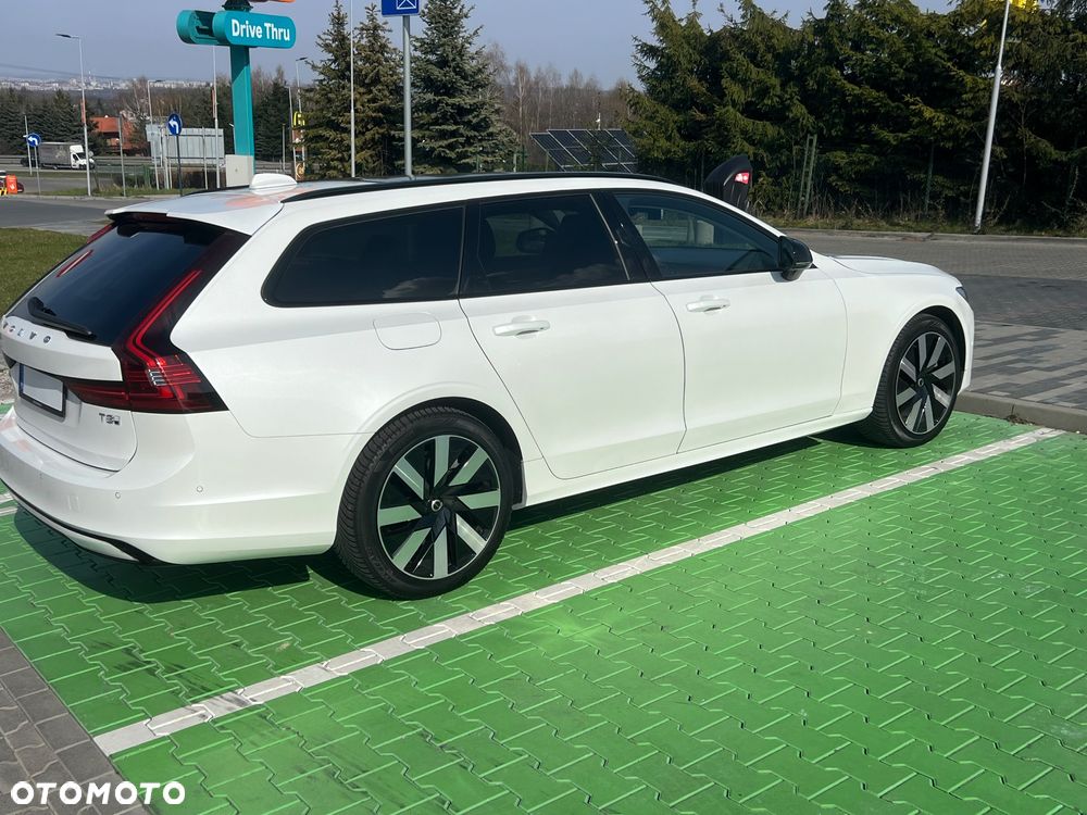 Volvo V90 T8 AWD Plug-In Hybrid Ultimate Dark - 17