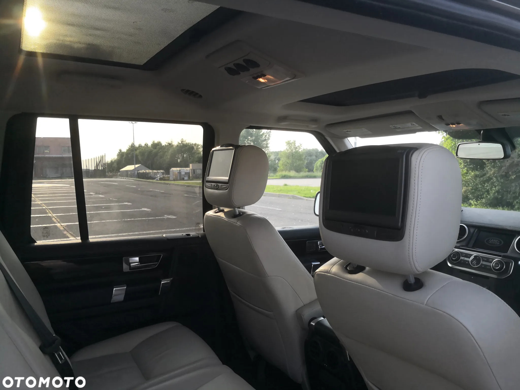 Land Rover Discovery IV 5.0 V8 HSE - 15