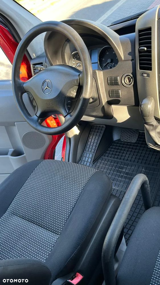Mercedes-Benz Sprinter - 17