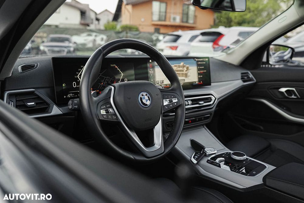 BMW Seria 3 320e Aut. Luxury Line - 18