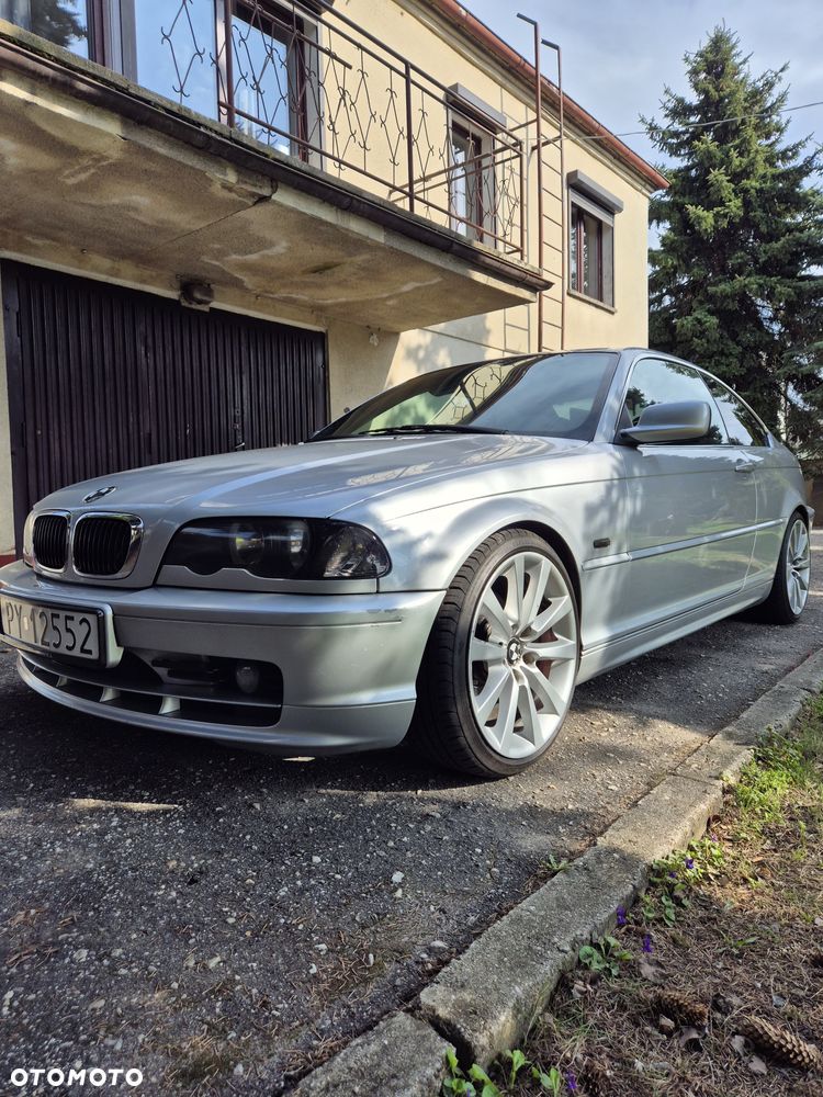 BMW Seria 3 328i - 3