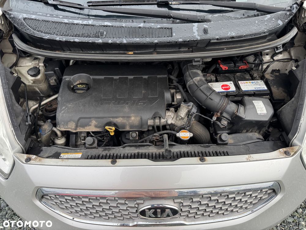 Kia Venga 1.4 CRDi 90 Business Line - 11
