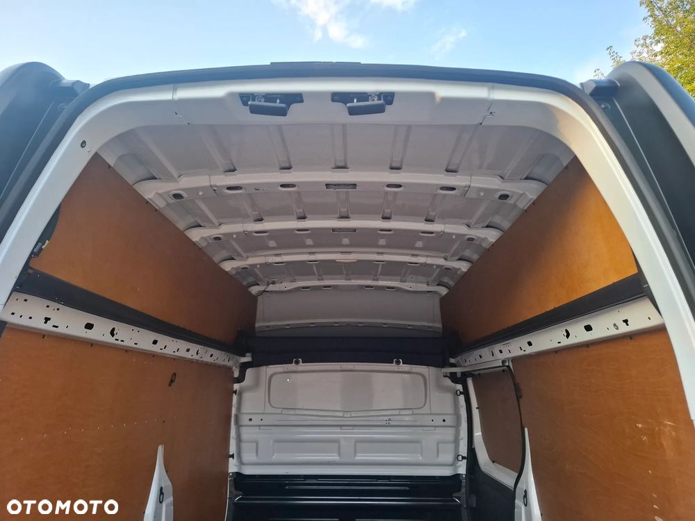 Opel Vivaro 2018 L2H2 MAXI * klima 3osobowy - 32