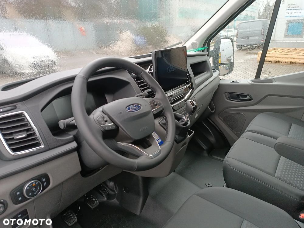 Ford Transit - 9