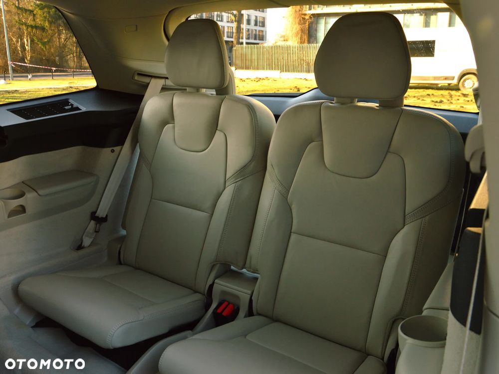 Volvo XC 90 B5 D AWD Inscription 7os - 19