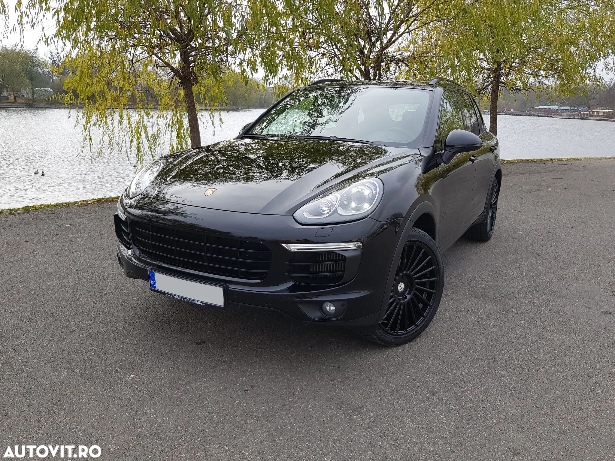 Porsche Cayenne - 1