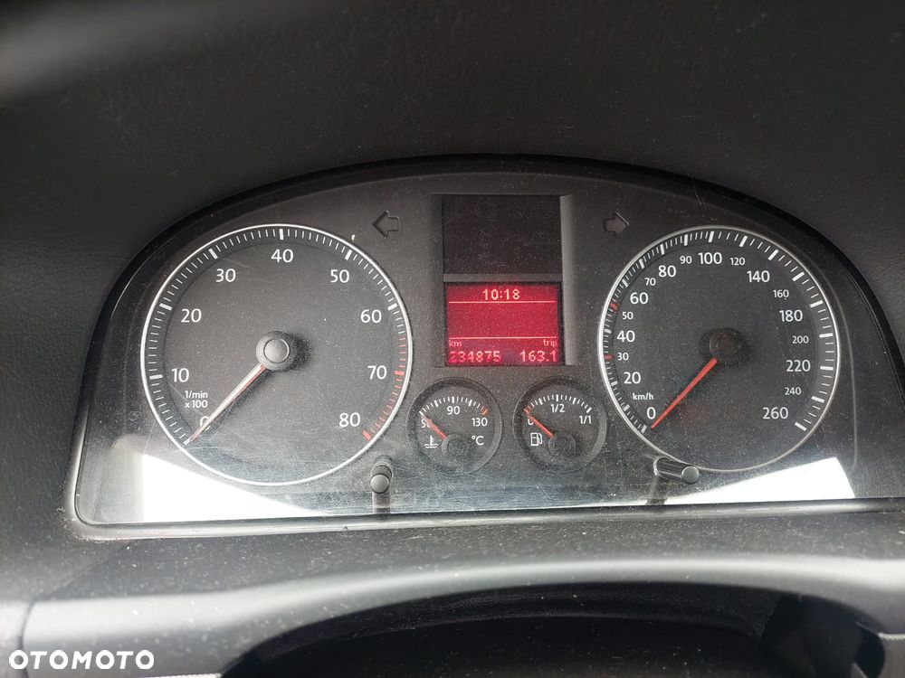 Volkswagen Touran 1.6 Basis - 7