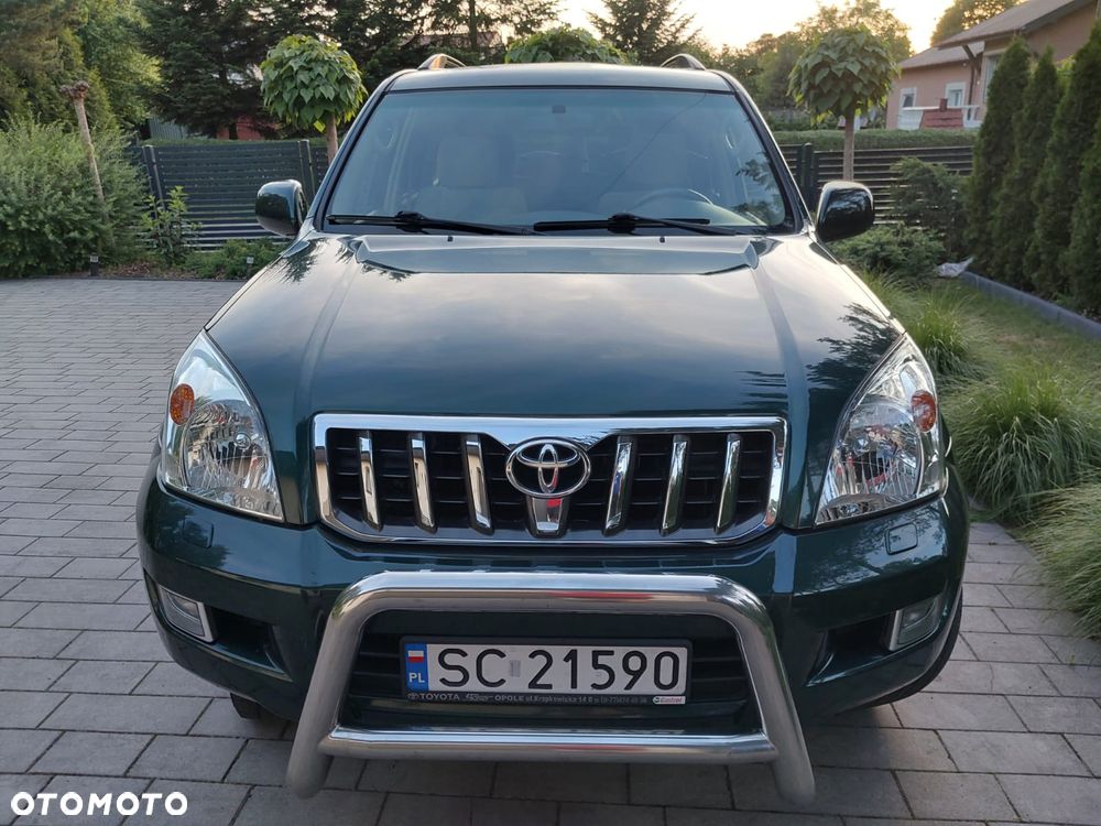 Toyota Land Cruiser - 2