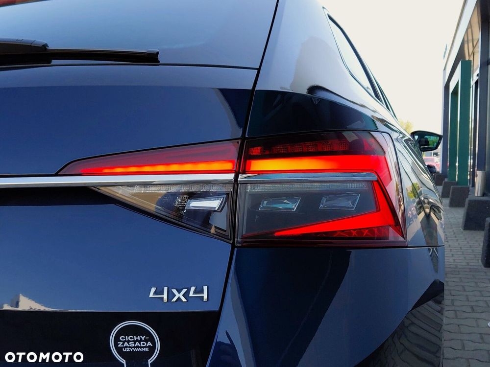 Skoda Superb 2.0 TSI 4x4 L&K DSG - 39