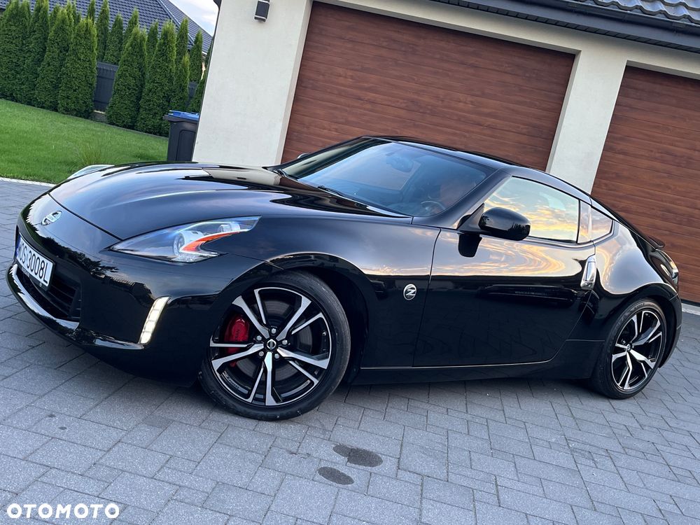 Nissan 370 Z - 16