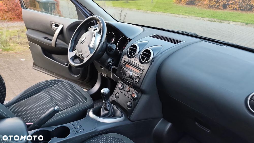 Nissan Qashqai 2.0 Visia - 26