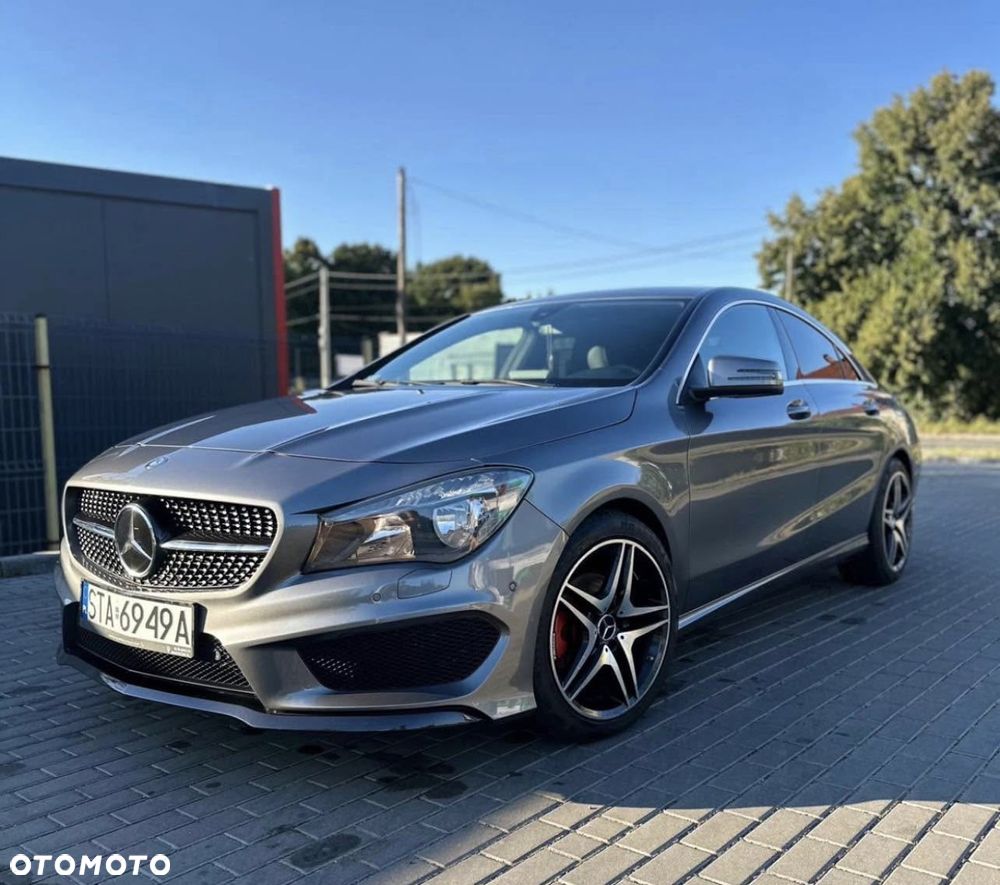 Mercedes-Benz CLA 180 7G-DCT AMG Line - 1