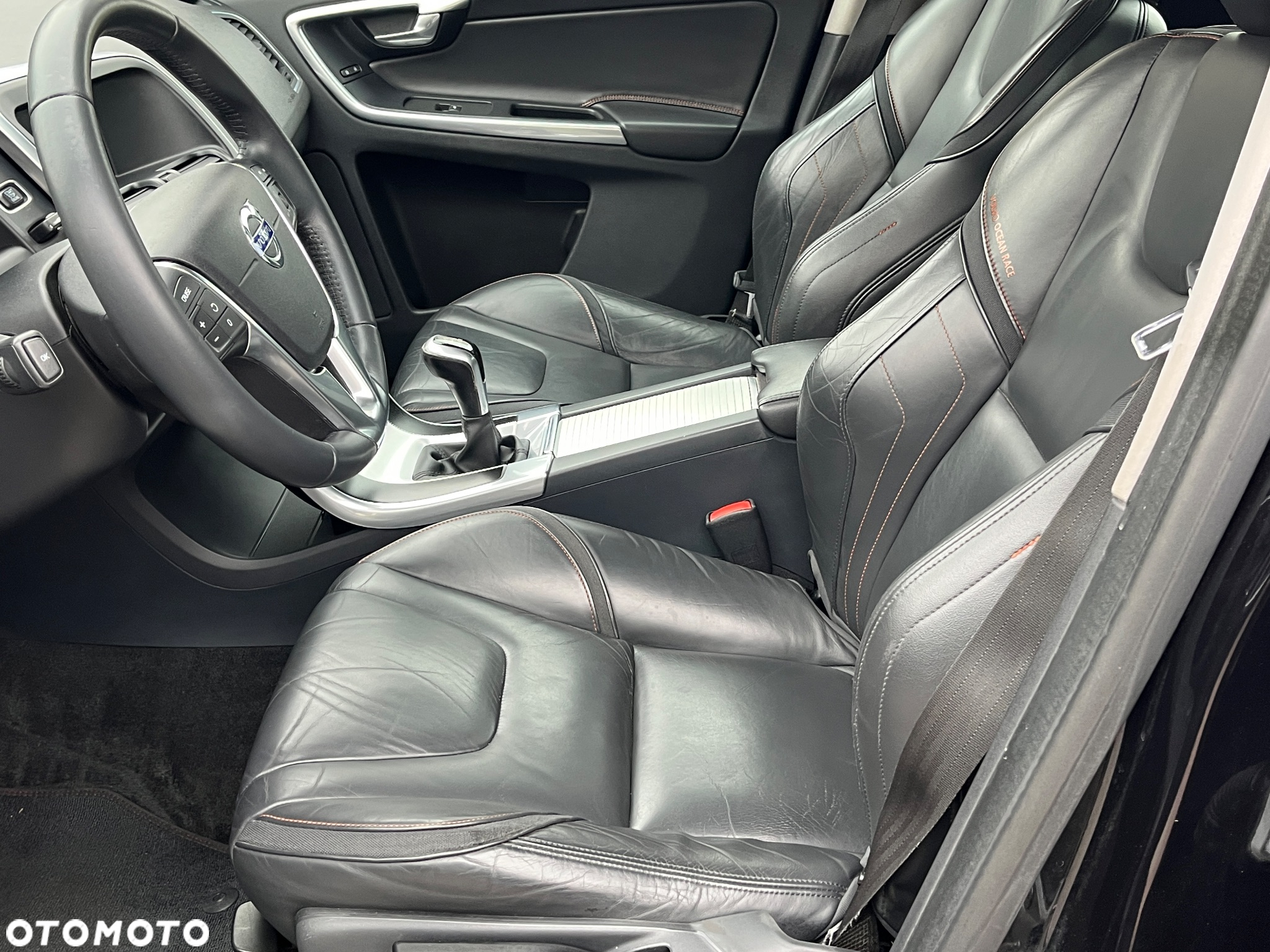 Volvo XC 60 D3 Drive-E Ocean Race - 6