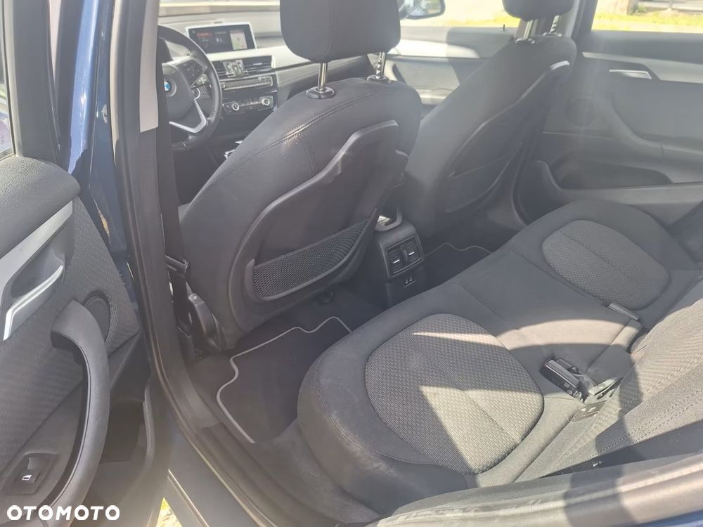 BMW X2 sDrive16d Advantage - 13