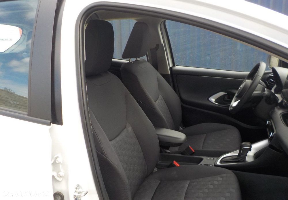 Toyota Yaris - 14