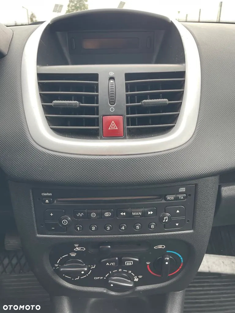 Peugeot 206 plus 206+ 1.4 HDI Presence - 12