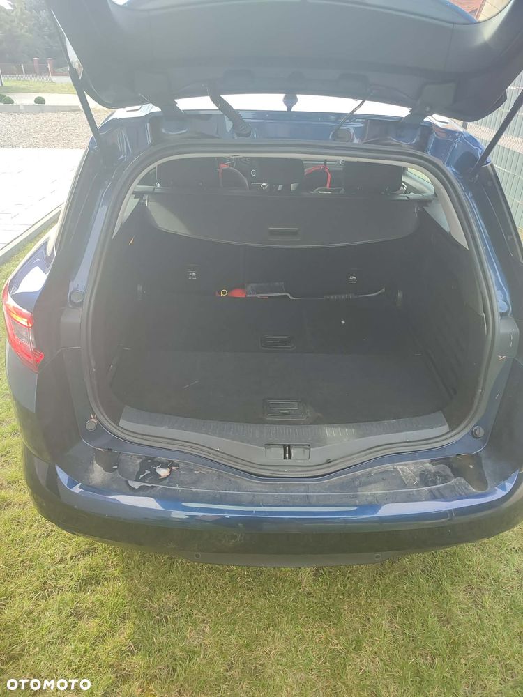 Renault Megane 1.5 Blue dCi Intens - 7