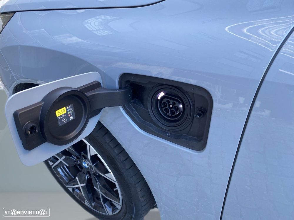 BMW X3 30 e xDrive Pack M Desportivo - 3