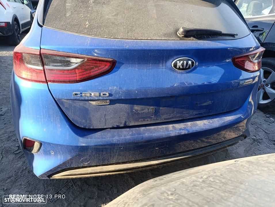 PARA-CHOQUES TRASEIRO KIA CEED CD - 1