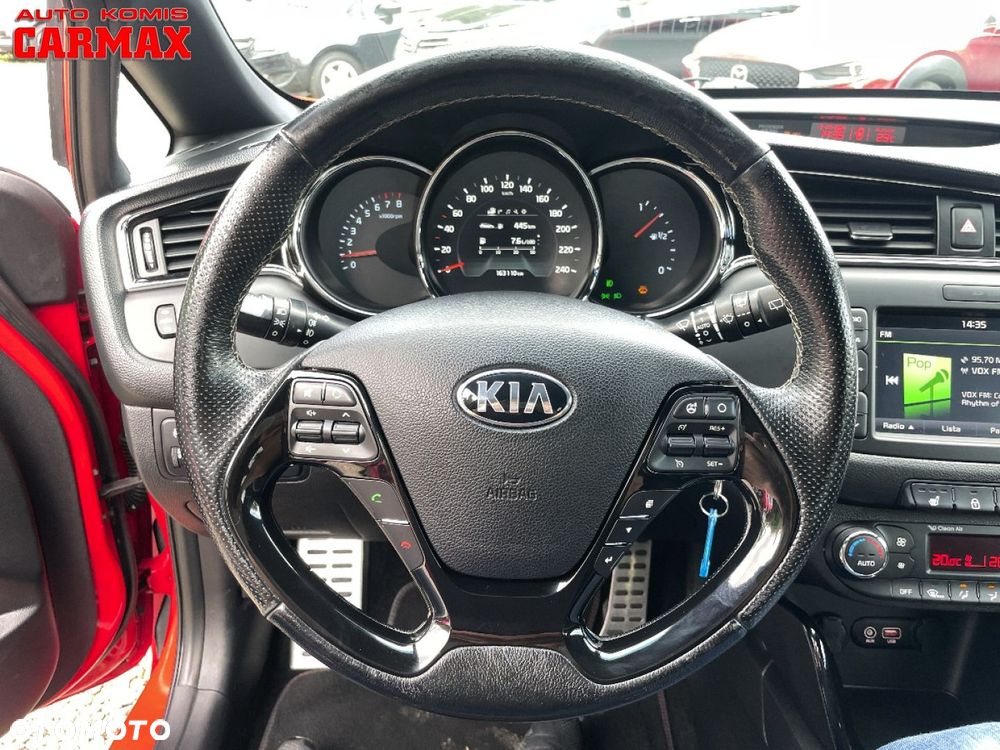 Kia Ceed - 22