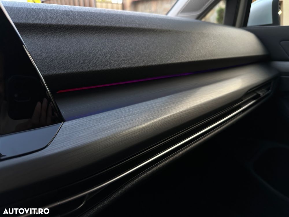 Volkswagen Golf 1.5 TSI ACT Style - 13