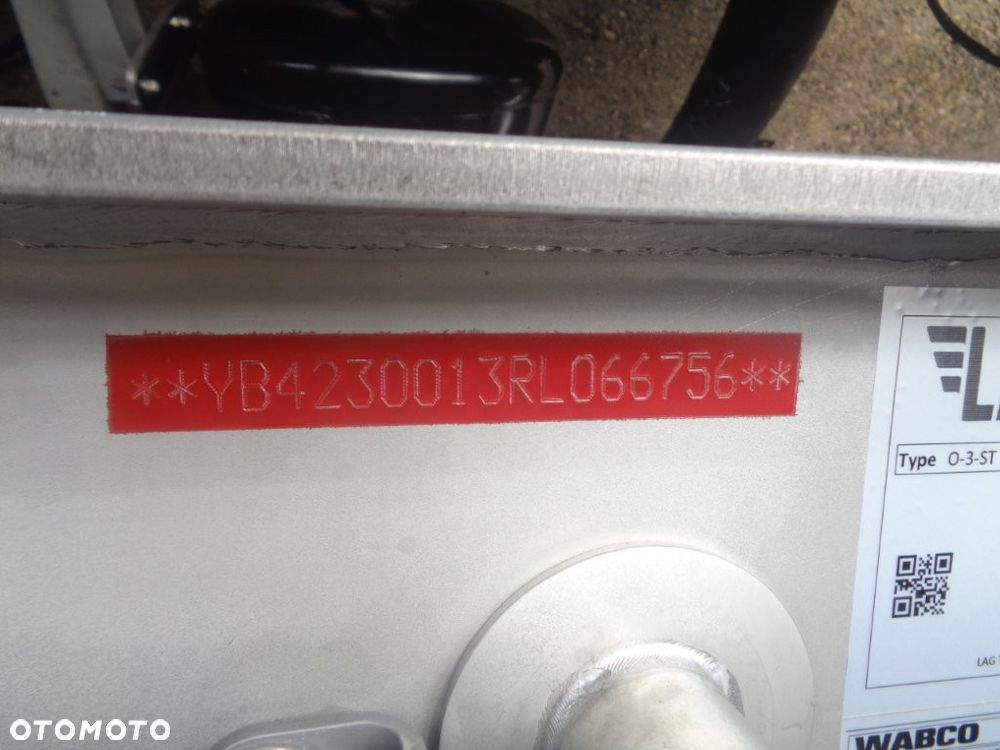 Lag cysterna chemiczna L4BH - 30.000 L lub 34.000 L - 1 komora - 33