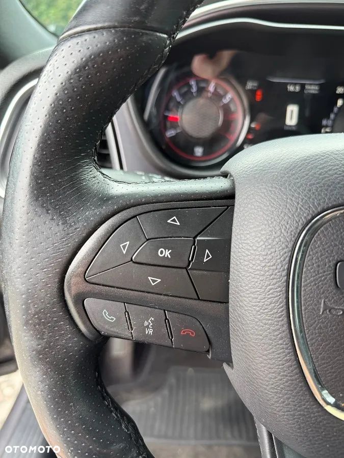 Dodge Challenger Automatik R/T Plus - 19