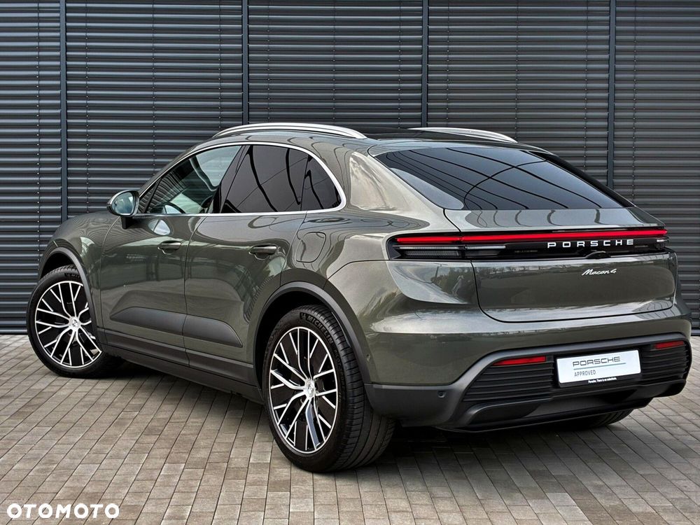 Porsche Macan - 4