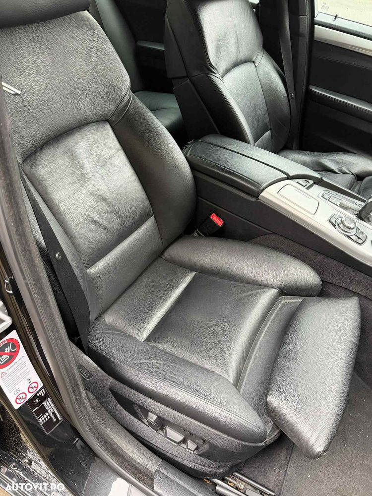 BMW Seria 5 530d Touring Aut. - 8