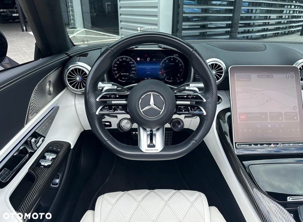 Mercedes-Benz SL - 11