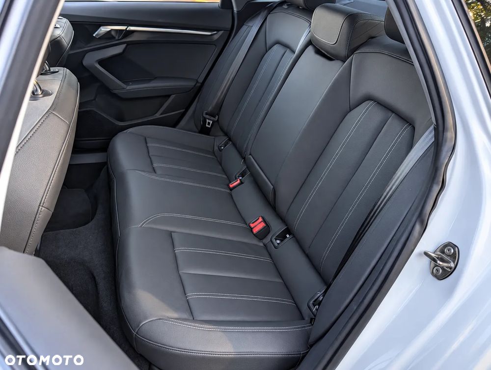 Audi A3 Limousine 40 TFSI quattro S tronic advanced - 22