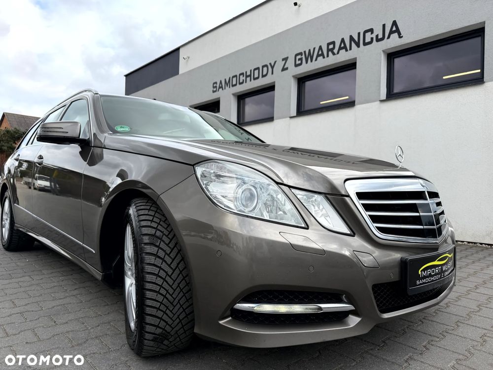 Mercedes-Benz Klasa E 350 CDI DPF BlueEFFICIENCY 7G-TRONIC Avantgarde - 29