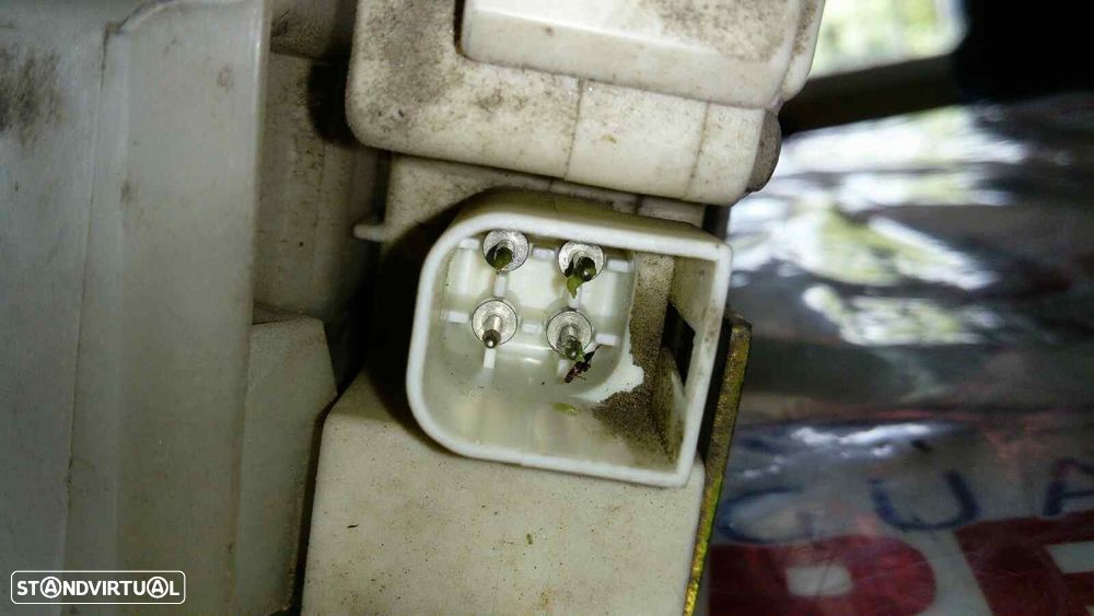 FECHADURA PORTA TRASEIRA ESQUERDA FORD FIESTA FURGÃO 2002 -96FGA264A27BH - 3