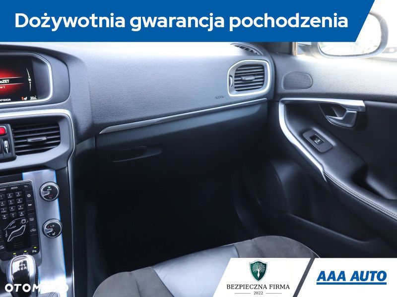 Volvo V40 - 10