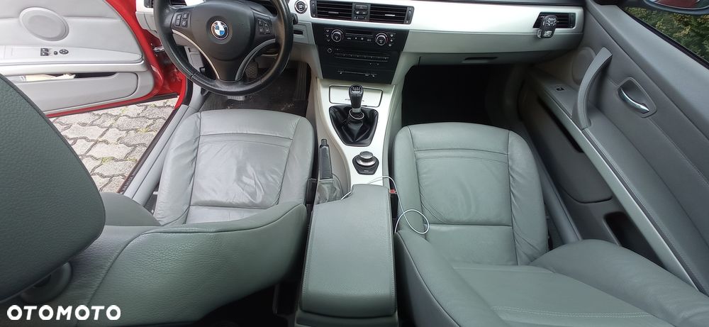 BMW Seria 3 320d - 18