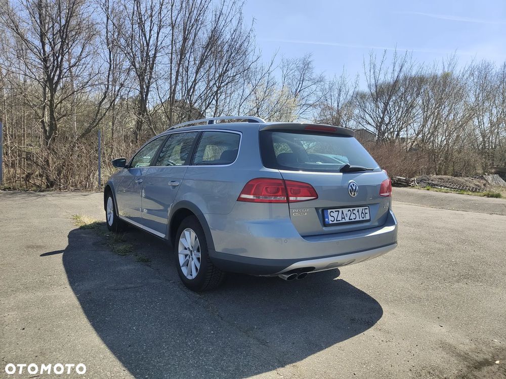 Volkswagen Passat Alltrack 2.0 TDI 4Mot - 6
