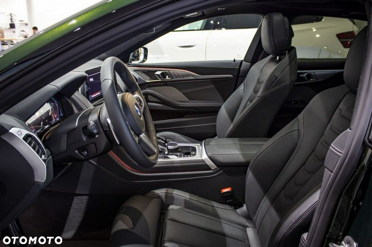 BMW Seria 8 - 13