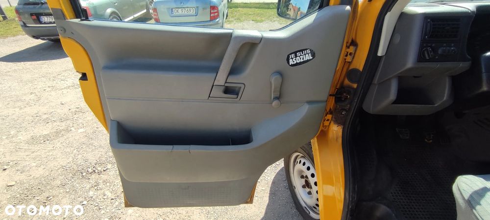 Volkswagen Transporter - 14