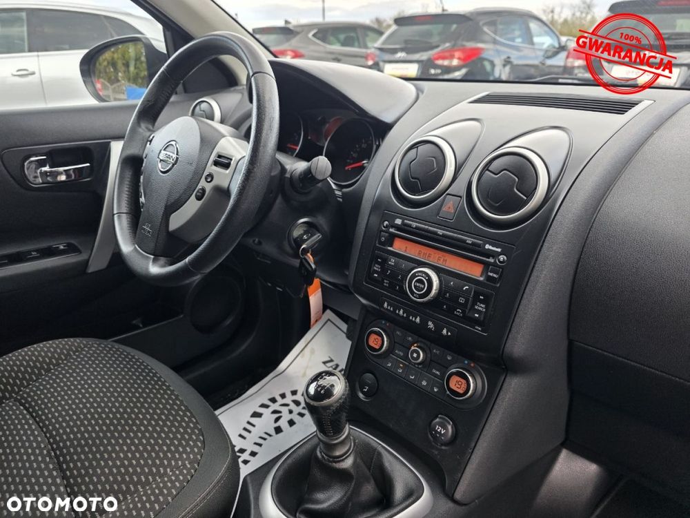 Nissan Qashqai - 25