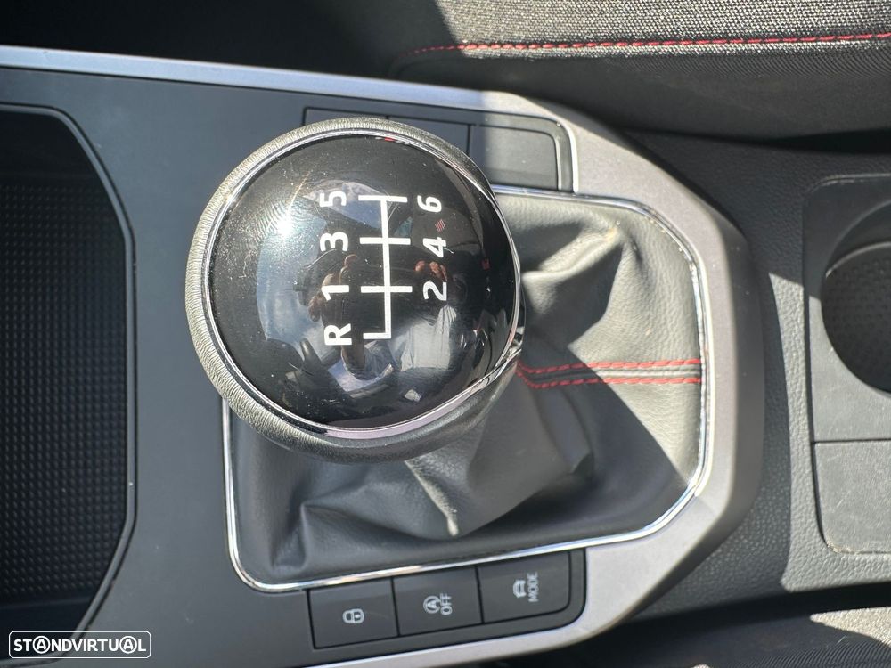SEAT Arona 1.0 TSI FR - 24