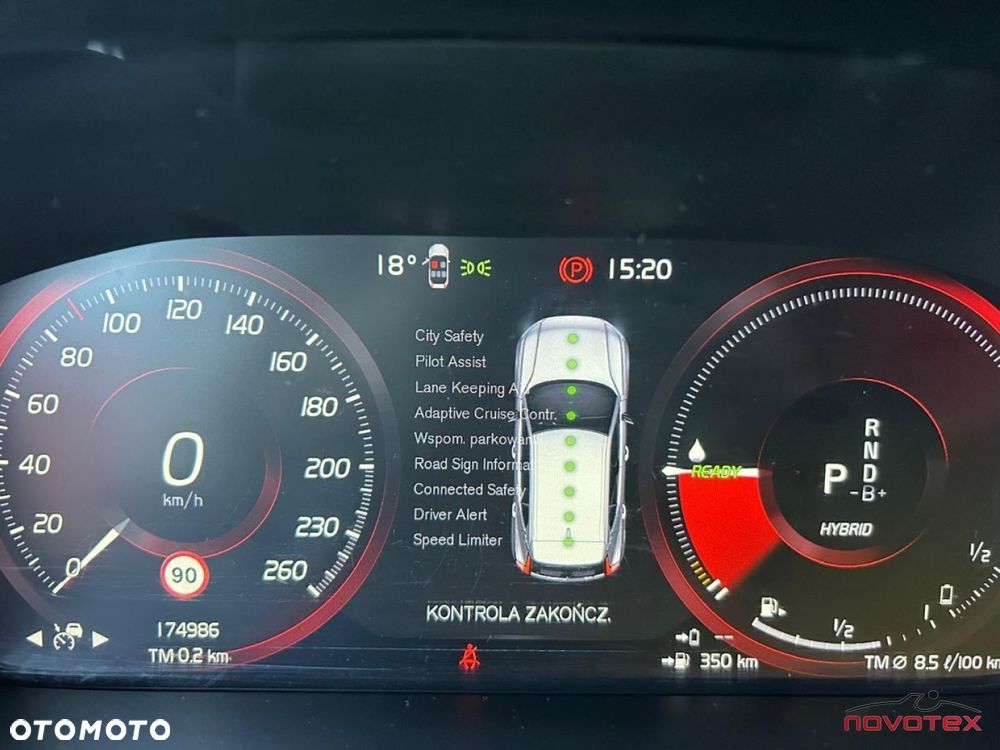 Volvo XC 40 - 15