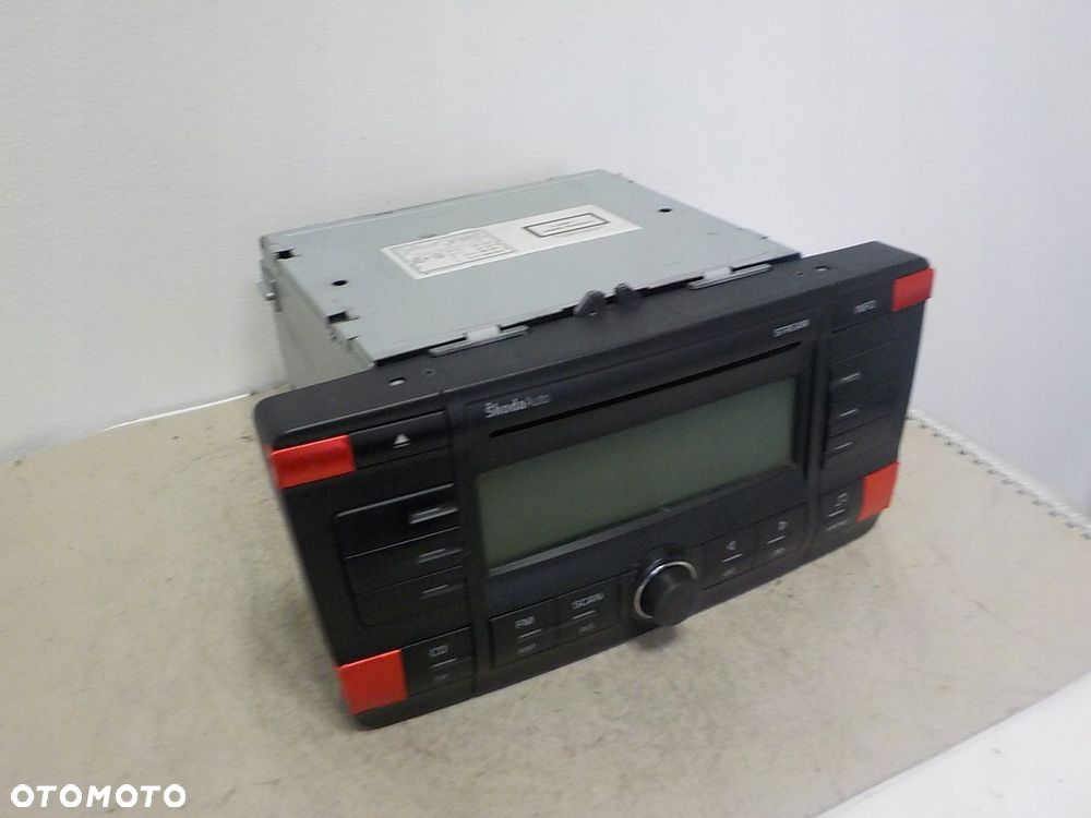 SKODA OCTAVIA II RADIO STREAM MP3 1Z0035161C - 5