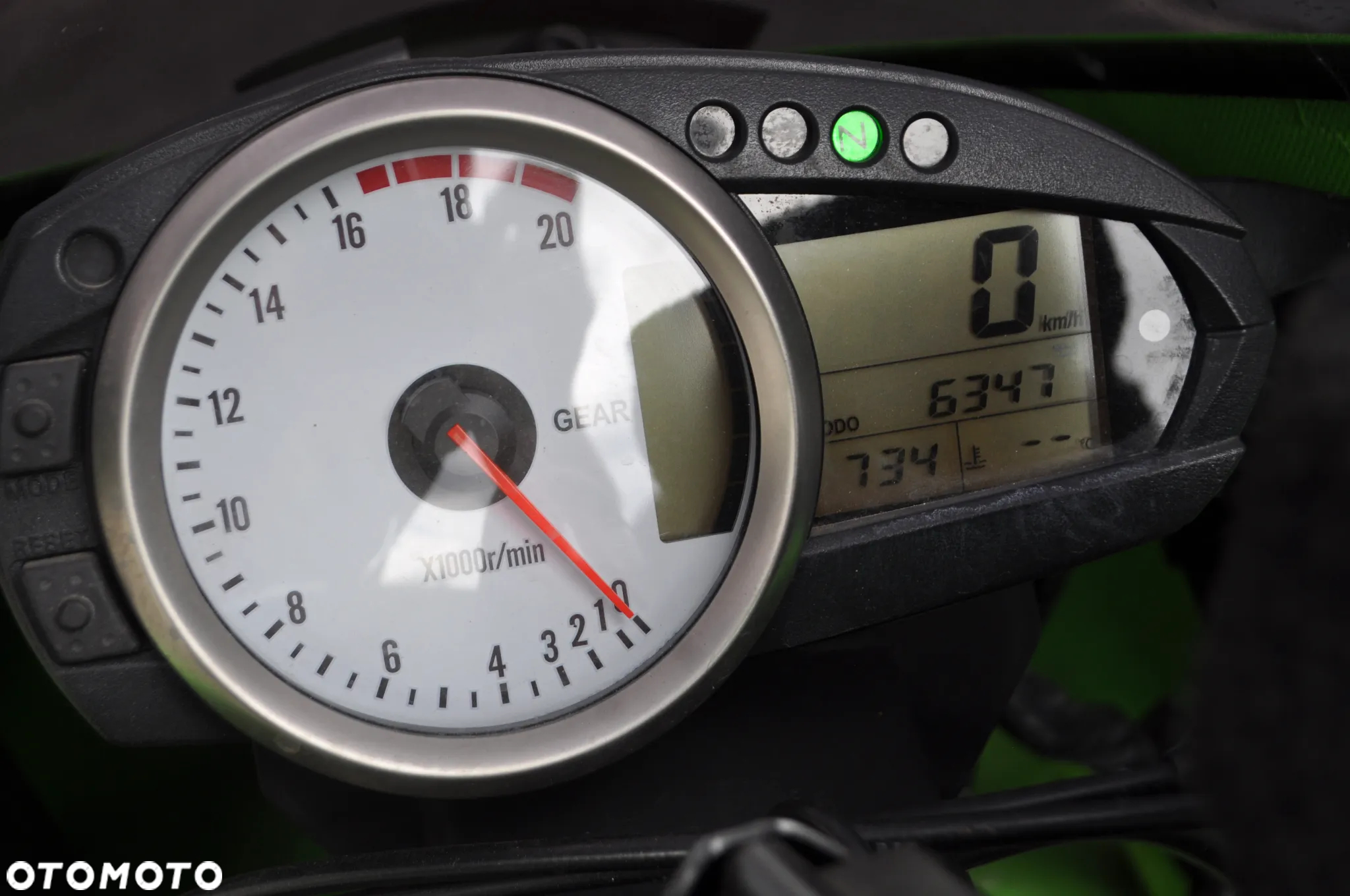 Kawasaki ZXR - 24