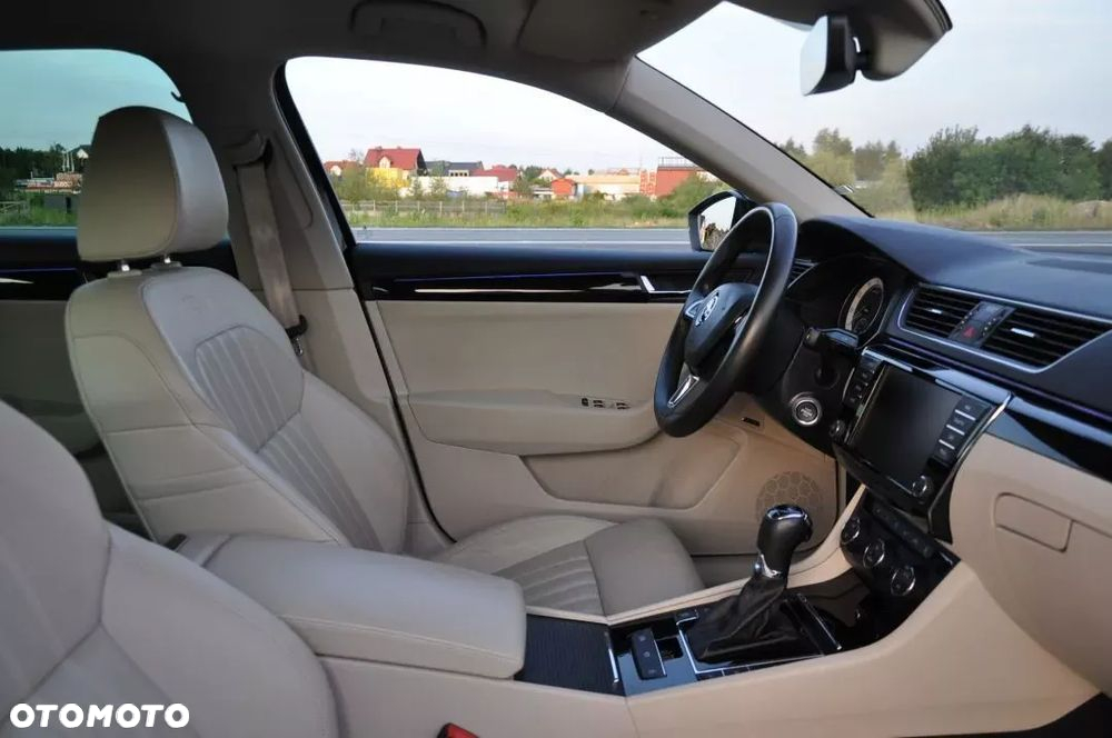 Skoda Superb 2.0 TSI L&K DSG - 12
