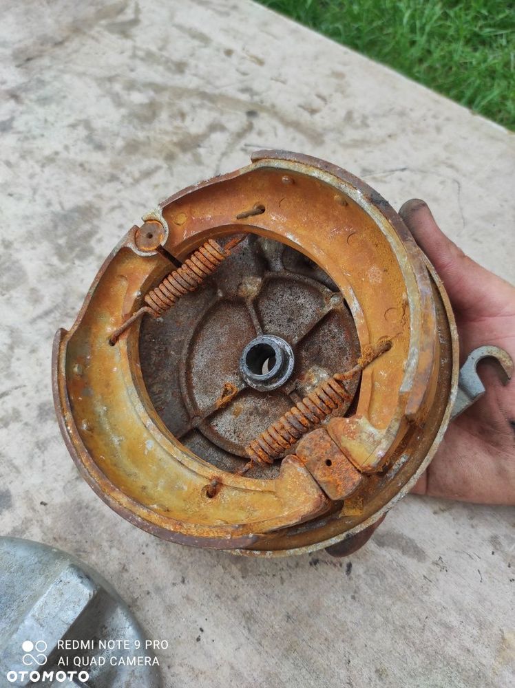 Szczękotrzymacz przód tył shl m11 kpl bęben hamulcowy 9.170 - 3