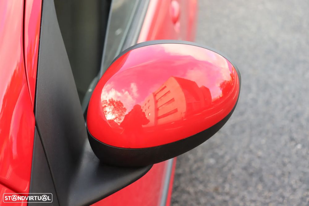 Peugeot 107 1.0 Urban - 29