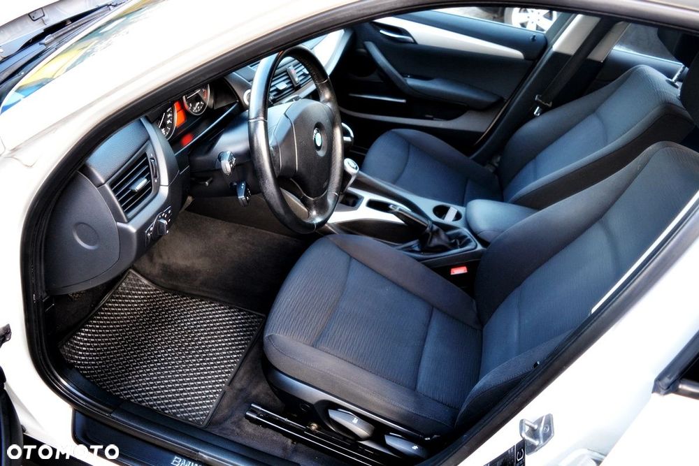 BMW X1 sDrive18d xLine - 6